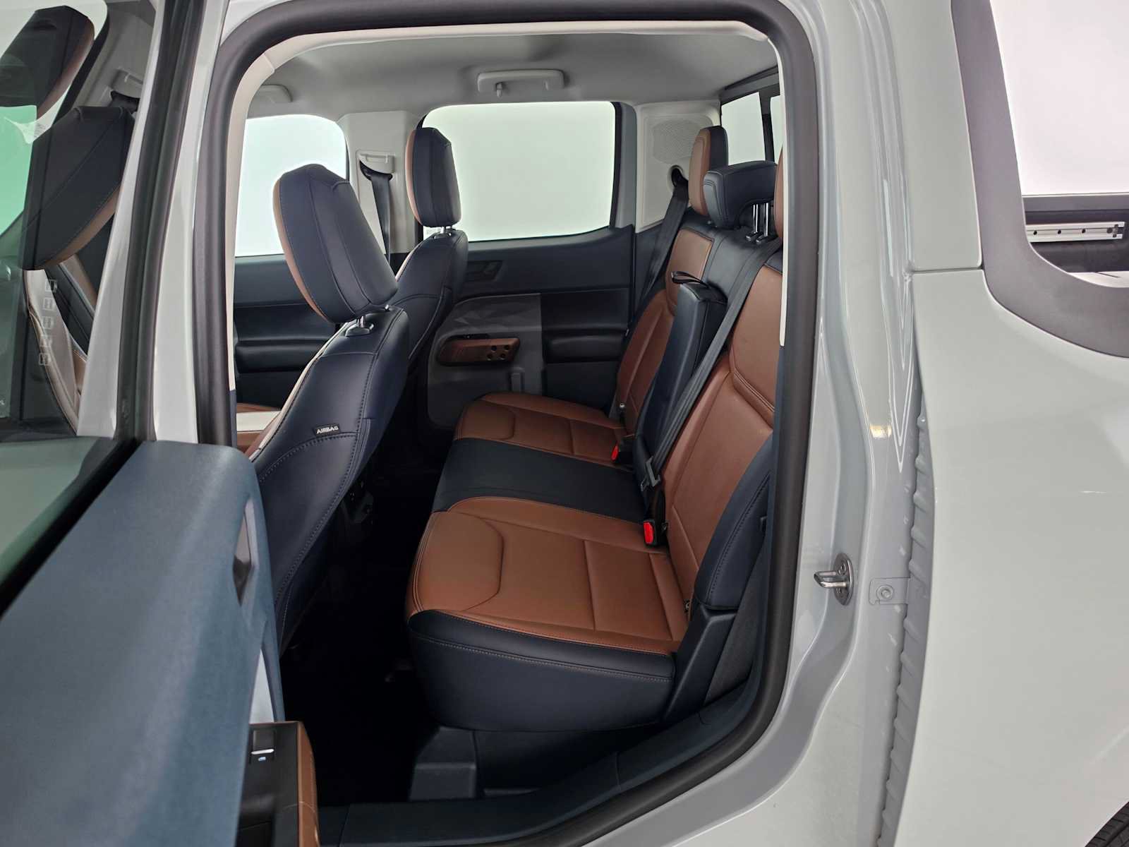Used 2022 Ford Maverick Lariat w/ Lariat Luxury Package FWD image 16