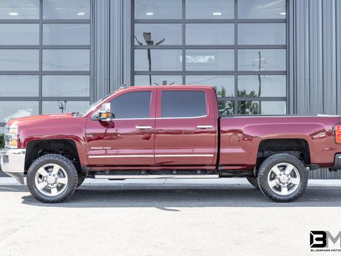 Used 2016 Chevrolet Silverado 2500 LTZ w/ Duramax Plus Package AWD/4WD image 4