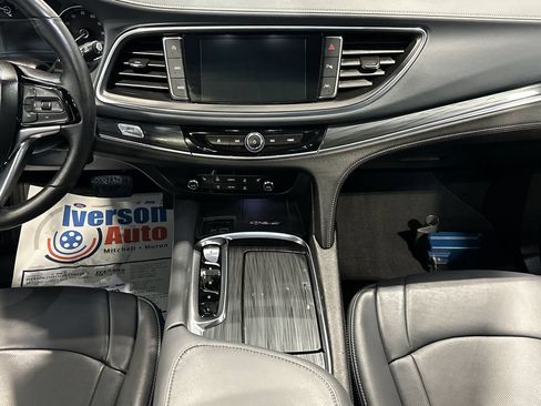 Used 2023 Buick Enclave Essence w/ Experience Buick Package AWD/4WD image 31