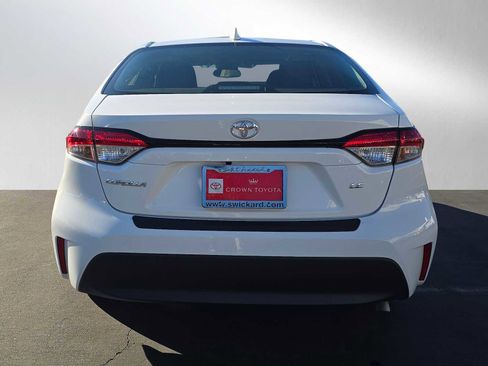 Certified 2024 Toyota Corolla LE image 4