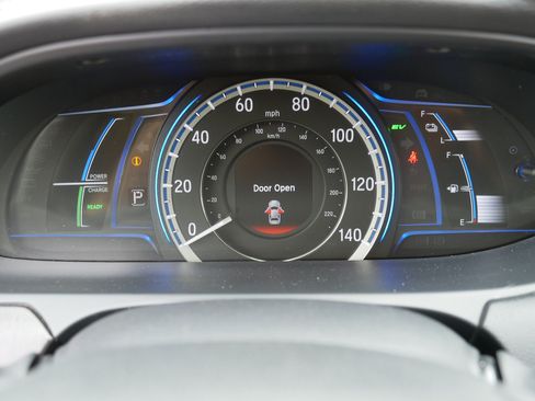 Used 2015 Honda Accord Touring image 25
