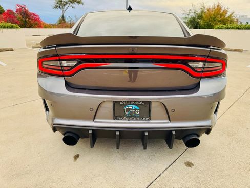 Used 2017 Dodge Charger R/T w/ Driver Confidence Group image 26