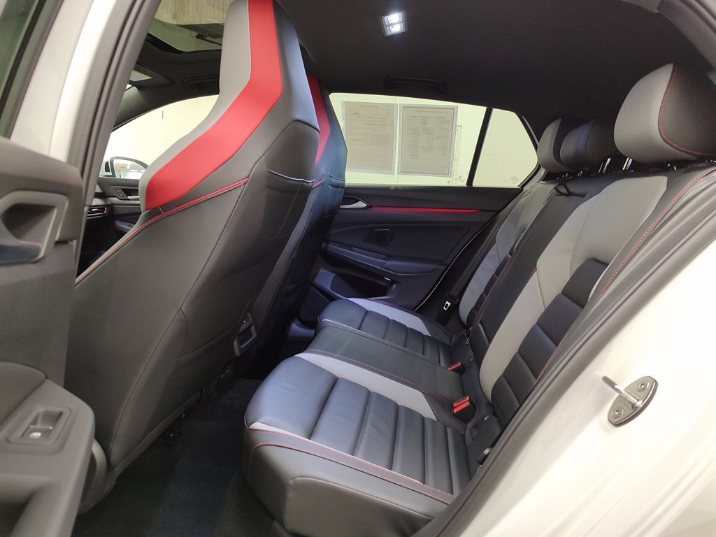 Used 2025 Volkswagen GTI SE FWD image 22