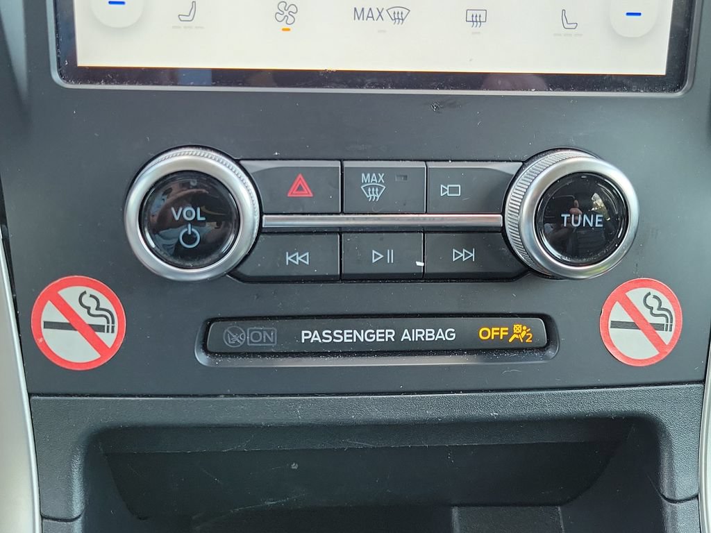 Used 2024 Ford Edge SEL AWD/4WD image 20