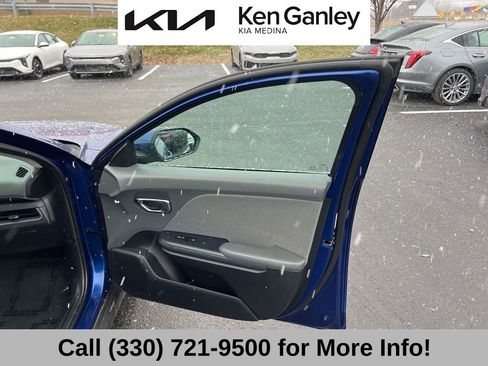 Certified 2025 Kia K4 EX image 58