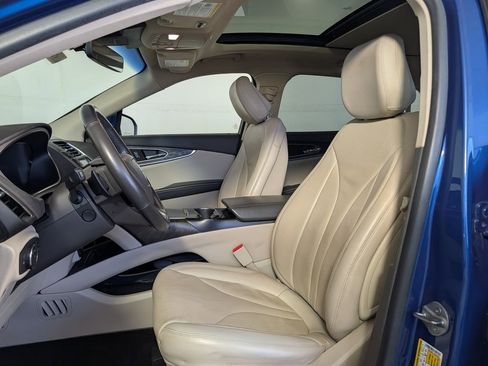 Used 2020 Lincoln Nautilus Reserve AWD/4WD image 13