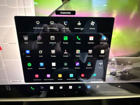 Used 2022 Tesla Model X Plaid image 48