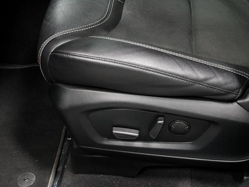 Used 2022 Ford Explorer ST w/ ST High-Performance Pack image 24