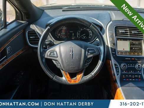 Used 2018 Lincoln MKX Reserve w/ Lincoln MKX Climate Package AWD/4WD image 4