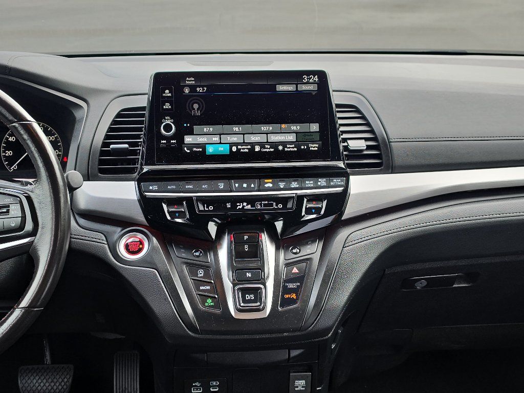 Used 2025 Honda Odyssey Sport-L image 25