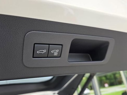 New 2026 Lexus LX 600 4WD w/ Luxury Package image 15