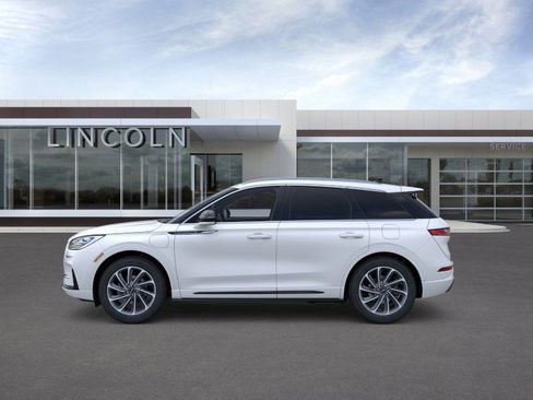 New 2024 Lincoln Corsair Grand Touring w/ Equipment Group 302A AWD/4WD image 3