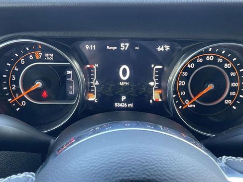 Used 2018 Jeep Wrangler Unlimited Sahara image 19