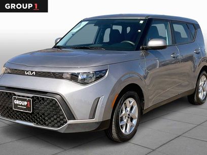 Used 2024 Kia Soul LX w/ Option Group 015