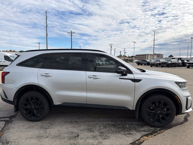 Used 2022 Kia Sorento SX AWD/4WD image 4