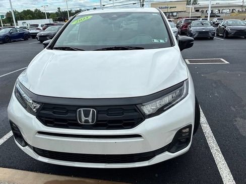 Used 2025 Honda Odyssey Sport-L image 17