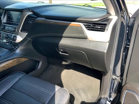 Used 2018 GMC Yukon Denali w/ Denali Ultimate Package AWD/4WD image 19