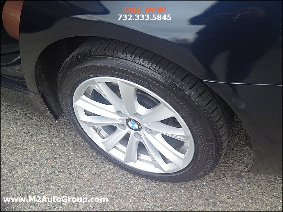 Used 2014 BMW 528i xDrive Sedan AWD/4WD image 25