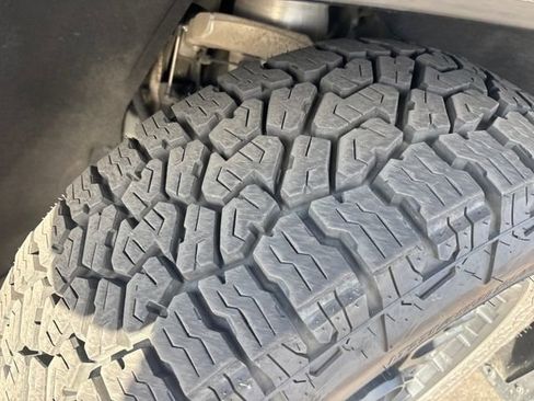 Used 2024 Chevrolet Silverado EV RST image 27