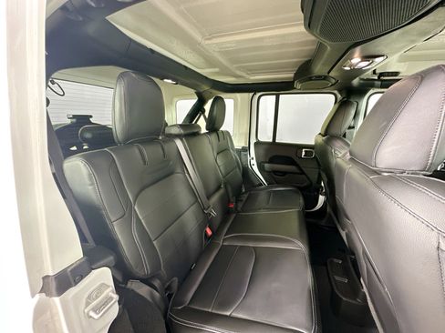 Certified 2023 Jeep Wrangler Unlimited Sahara w/ Cold Weather Group AWD/4WD image 33