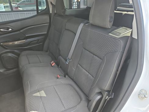 Used 2017 GMC Acadia SLE AWD/4WD image 15