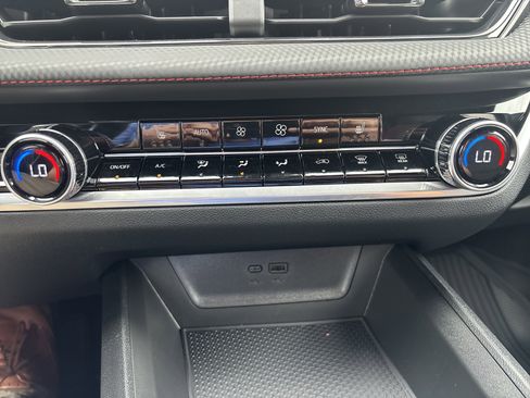 New 2026 Chevrolet Equinox RS image 20