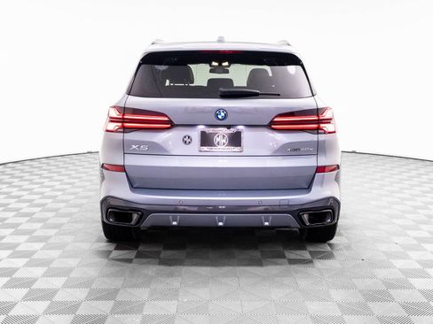 Used 2024 BMW X5 xDrive50e w/ M Sport Package AWD/4WD image 5