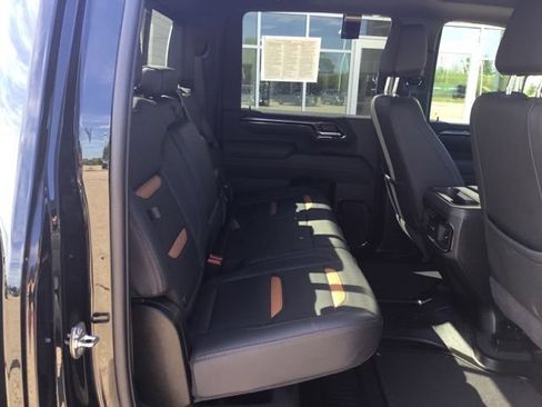 Used 2025 GMC Sierra 3500 AT4 w/ AT4 Premium Plus Package AWD/4WD image 14