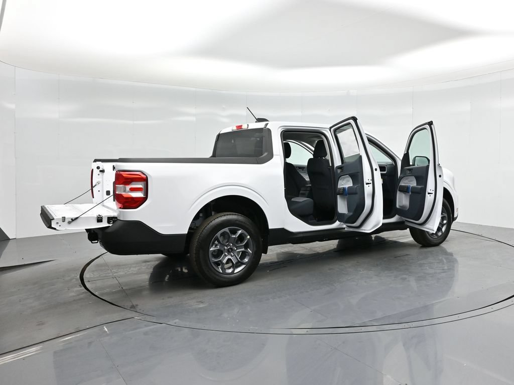 Used 2025 Ford Maverick XLT FWD image 6
