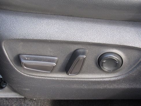 Certified 2021 Toyota Highlander Platinum image 14