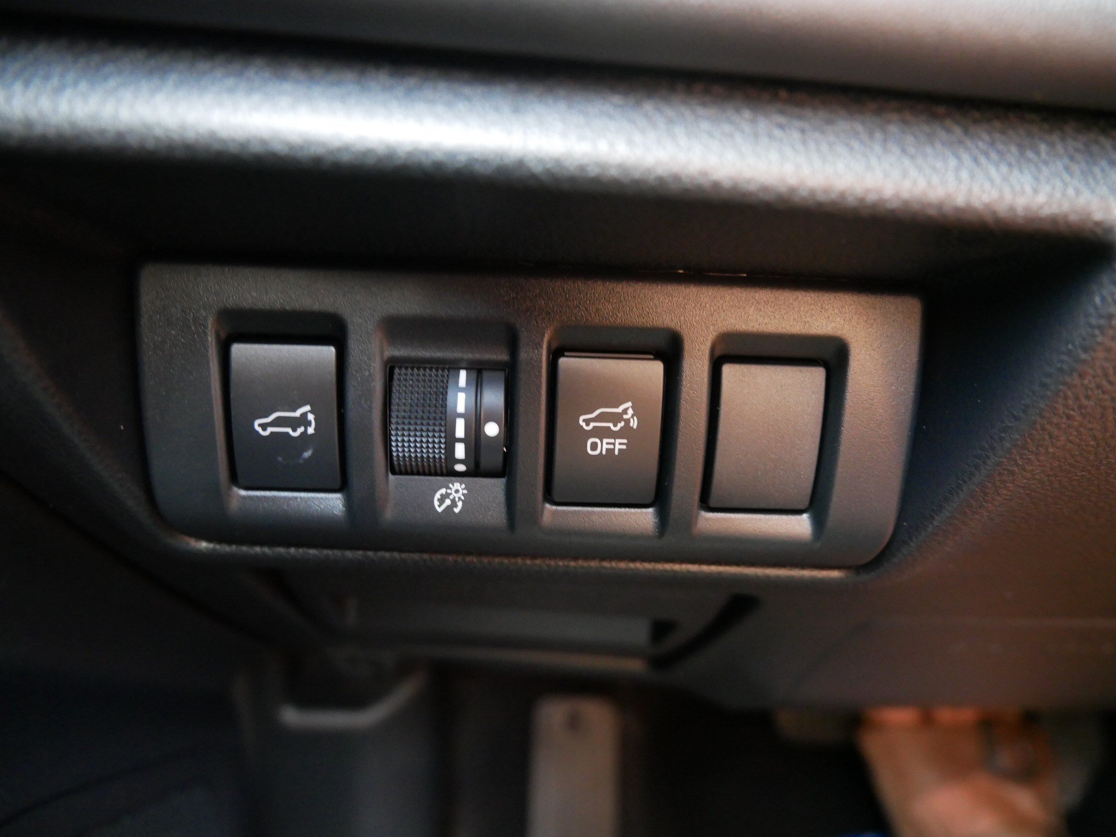 Certified 2025 Subaru Outback Limited AWD/4WD image 26