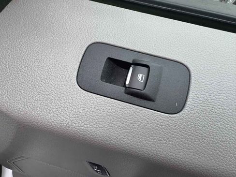 Used 2015 Ford F150 XL w/ Equipment Group 101A Mid image 34