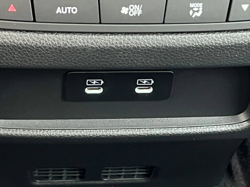New 2026 Honda Pilot image 37