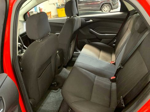 Used 2016 Ford Focus SE image 5