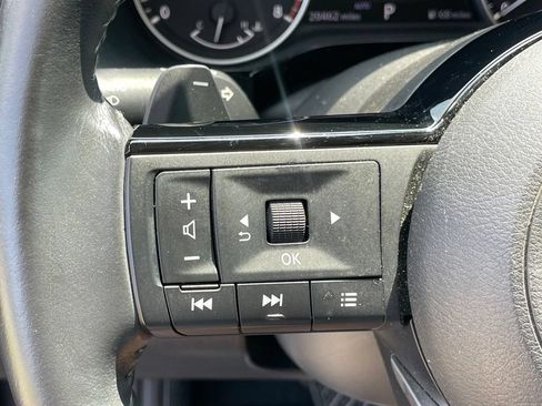 Certified 2024 Nissan Pathfinder SV w/ Black Appearance Package AWD/4WD image 20