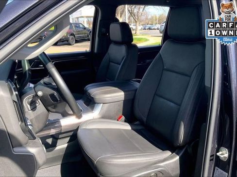 Used 2024 Chevrolet Silverado 2500 LTZ w/ LTZ Convenience Package image 24