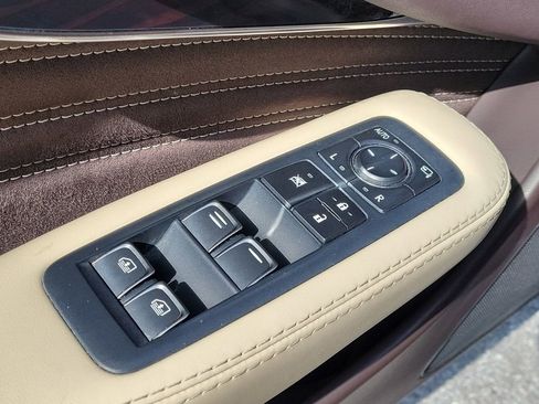 Used 2018 Lexus LS 500 500 Base w/ Luxury Package image 26