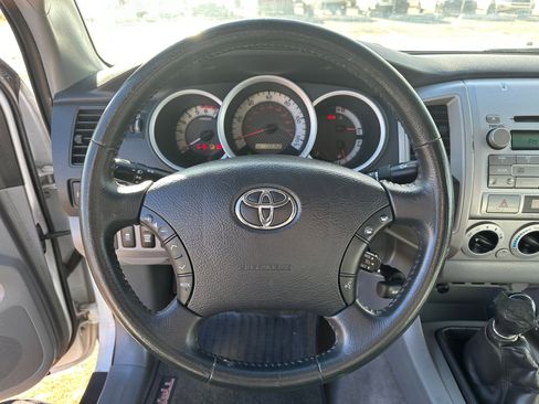 Used 2011 Toyota Tacoma 4x4 Double Cab image 15