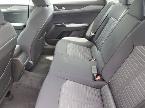 New 2025 Kia K5 LXS image 20