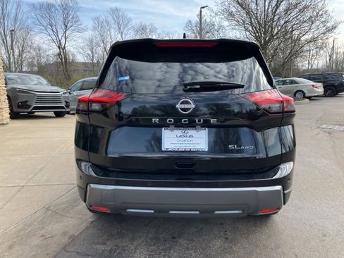 Used 2026 Nissan Rogue SL AWD/4WD image 4