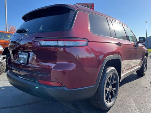 New 2025 Jeep Grand Cherokee L Altitude image 54