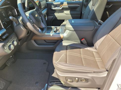 New 2026 Chevrolet Silverado 3500 High Country w/ High Country Premium Package AWD/4WD image 15