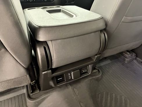 Used 2024 Chevrolet Silverado 1500 LT AWD/4WD image 19