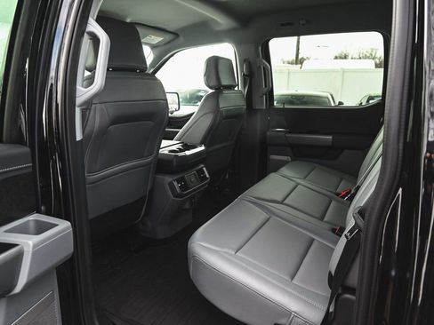 Used 2025 Ford F150 Lightning Flash image 27