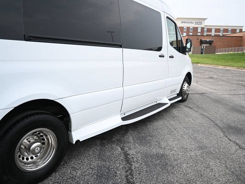Used 2019 Mercedes-Benz Sprinter 170 image 15