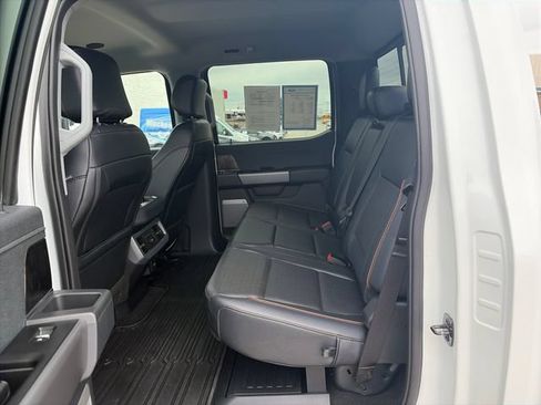 Used 2025 Ford F350 Lariat w/ Lariat Ultimate Package AWD/4WD image 24