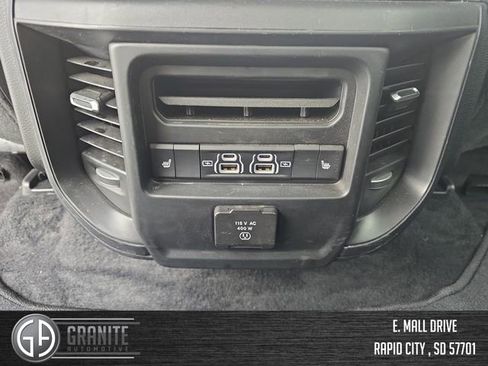 Used 2025 RAM 1500 Laramie AWD/4WD image 35