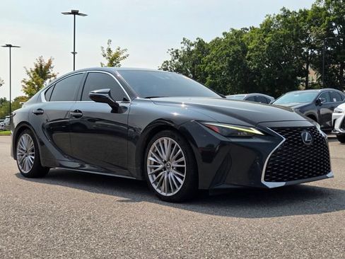 Used 2022 Lexus IS 300 w/ Premium Package RWD image 7