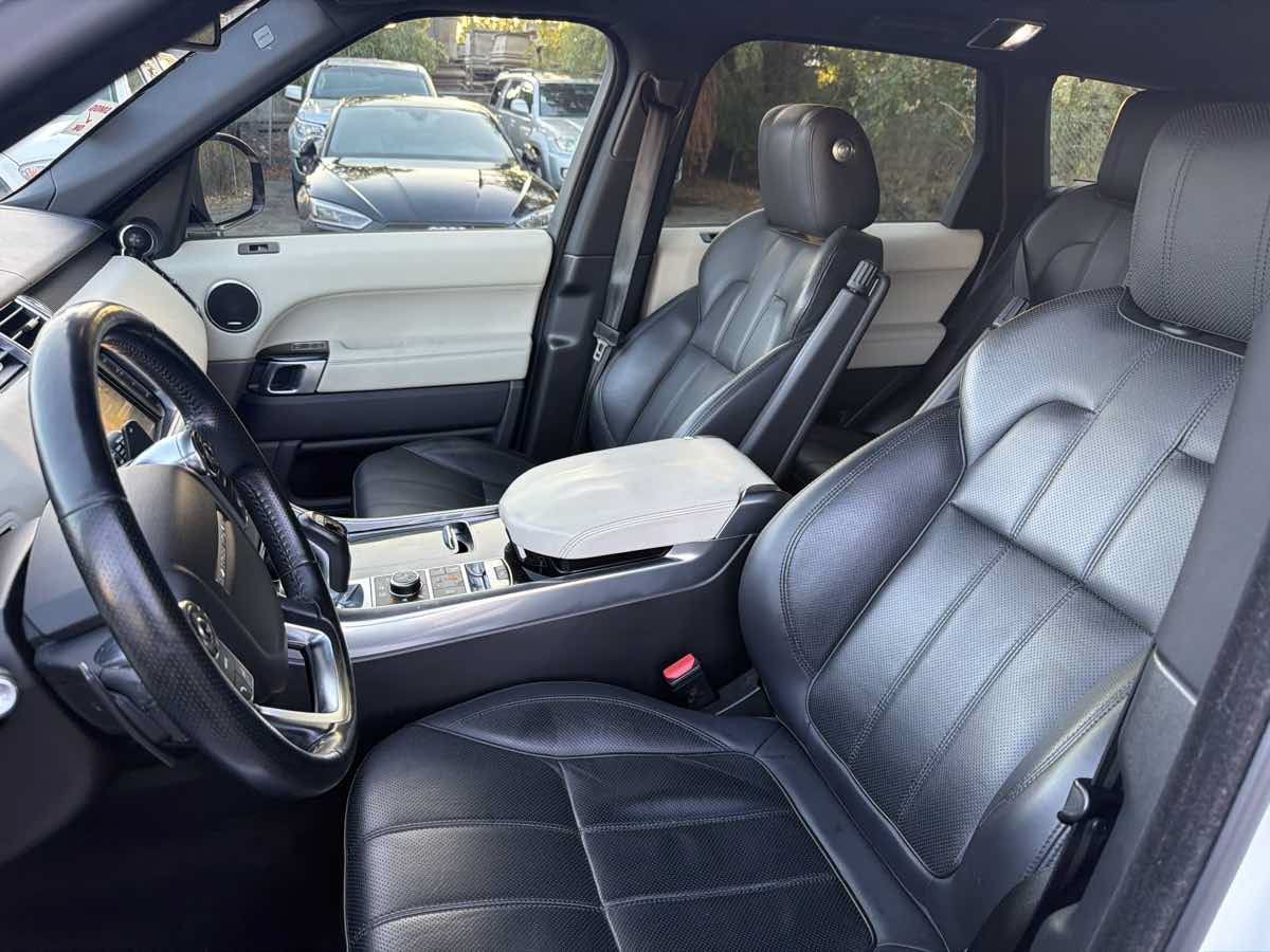 Used 2014 Land Rover Range Rover Sport Supercharged AWD/4WD image 18