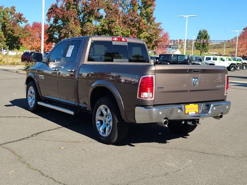 Used 2018 RAM 1500 Laramie w/ Convenience Group image 12